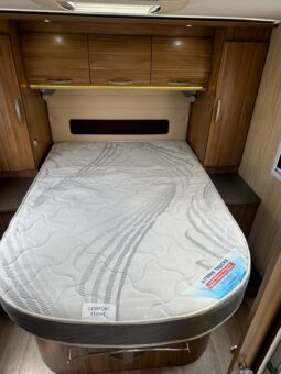 
										PILOTE EXPLORATEUR G832 full									