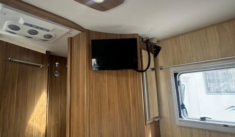 
								PILOTE EXPLORATEUR G832 full									