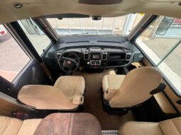 
										PILOTE EXPLORATEUR G832 full									