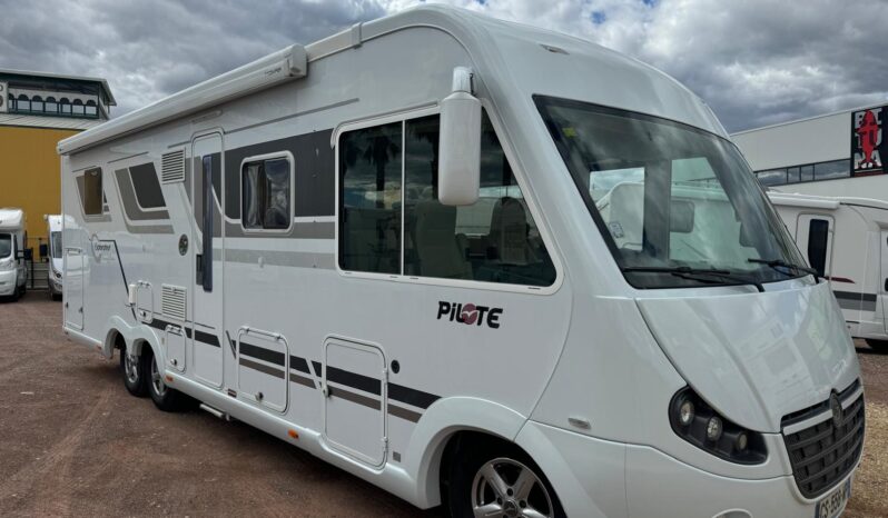 
								PILOTE EXPLORATEUR G832 full									
