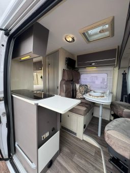 
										CHALLENGER VANS full									