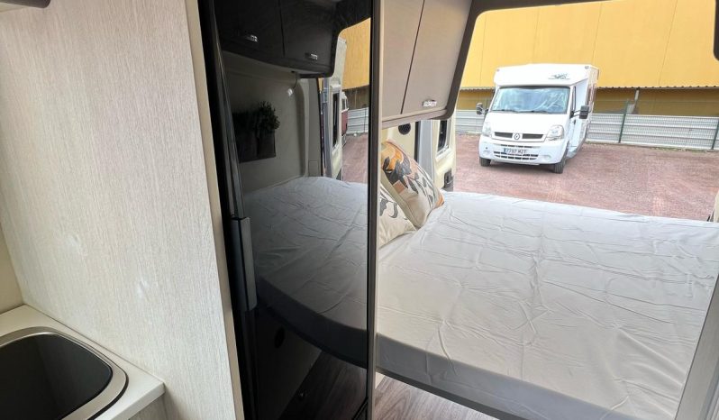
								CHALLENGER VANS full									