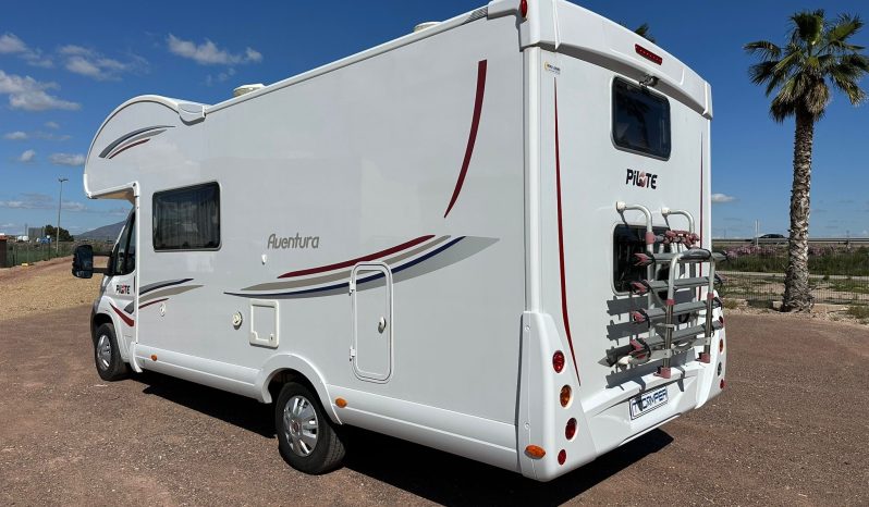 
								PILOTE AVENTURA P710 full									