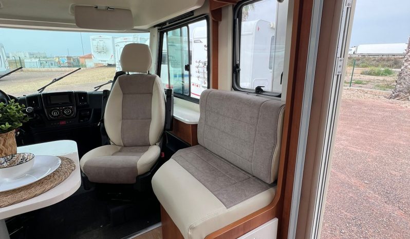 
								RAPIDO 891F full									