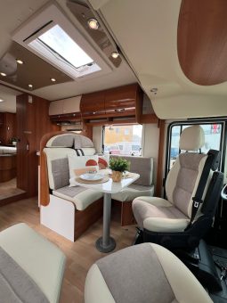 
										RAPIDO 891F full									